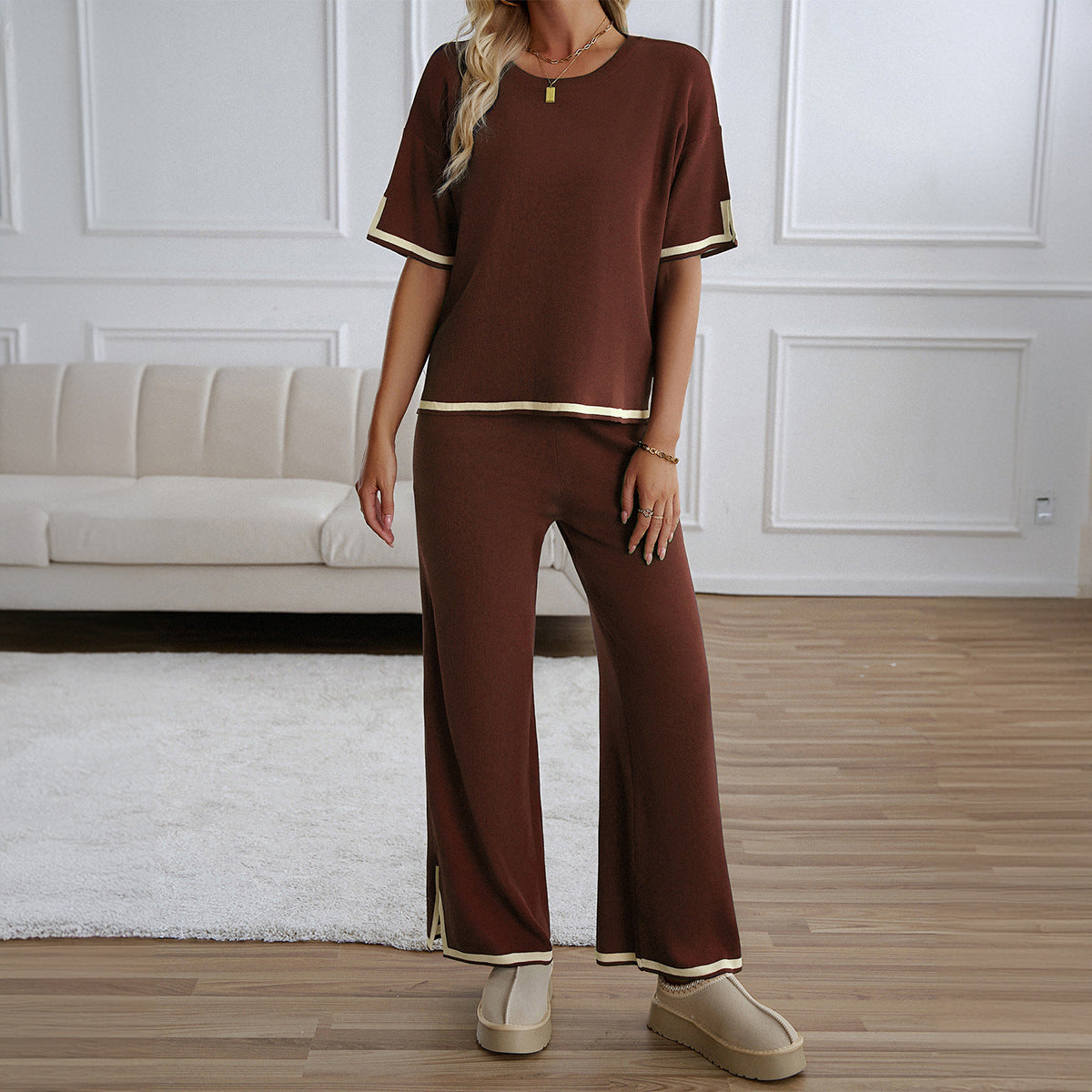 Damen Lässiges Zweiteiliges Set mit Weitem Schnitt und Goldakzenten R&B