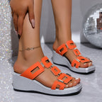 Damen Wedge-Sandalen mit modischen Schnallenakzenten R&B