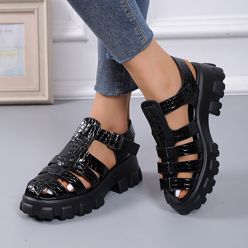 Damen Plateau-Sandalen mit trendigem Riemendesign und stabiler Gummisohle R&B