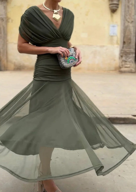 Damen nan fließendes Abendkleid mit transparentem Chiffon-Capelet, V-Ausschnitt und taillierter Drapierung R&B