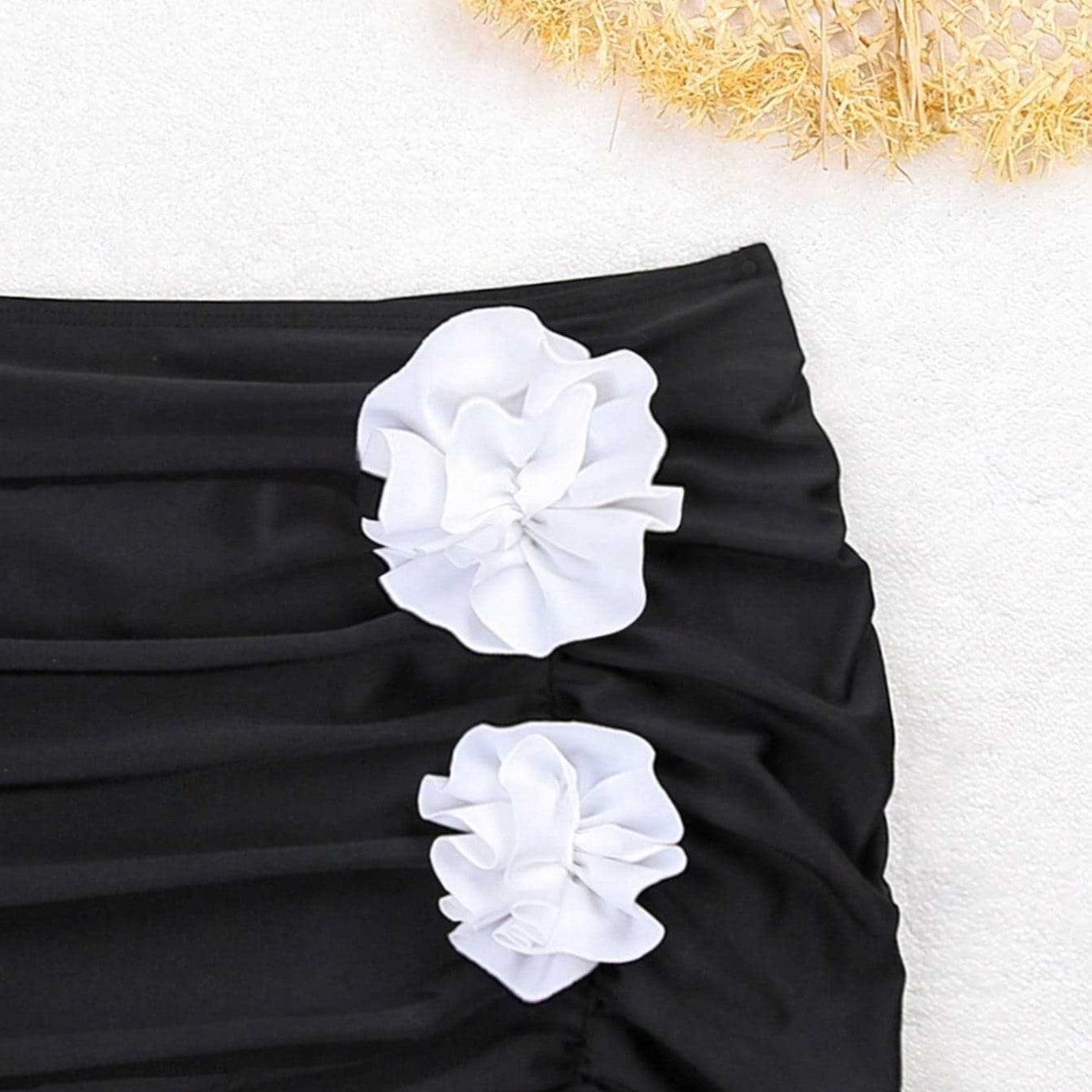 Damen Faltensetz mit dekorativen Blumen R&B