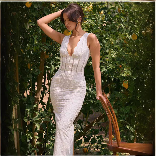 Damen Figurbetontes Spitzenkleid mit tiefem V-Ausschnitt und schimmernden Details R&B