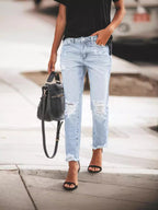 Damen Ripped Denim mit lässigem Schnitt und ausgefranstem Saum R&B