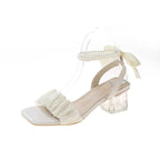 Damen elegante Blockabsatz Sandalen mit Rüschendetail und Perlenschmuck R&B