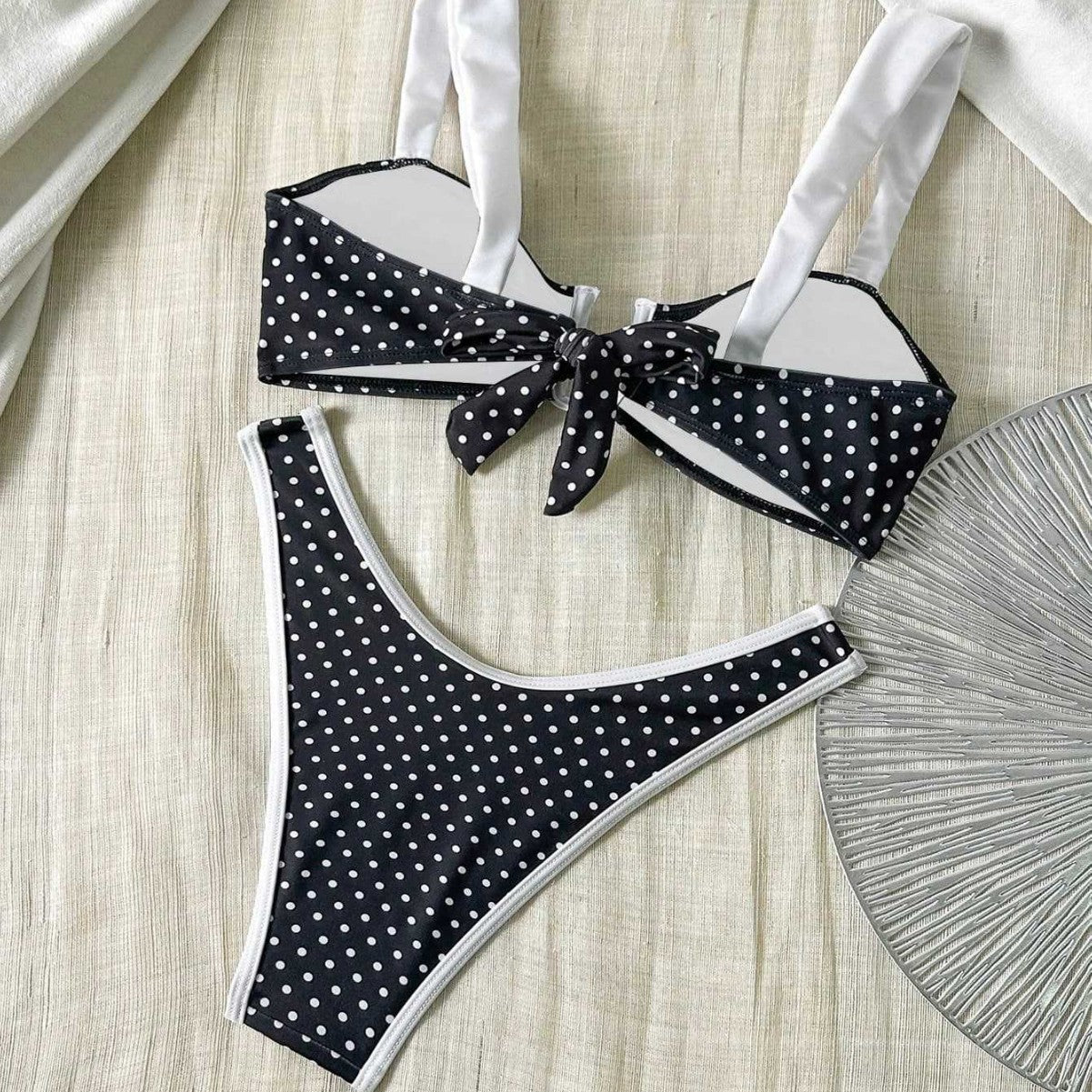 Damen Premium Bikini mit elegantem Punkte-Design R&B