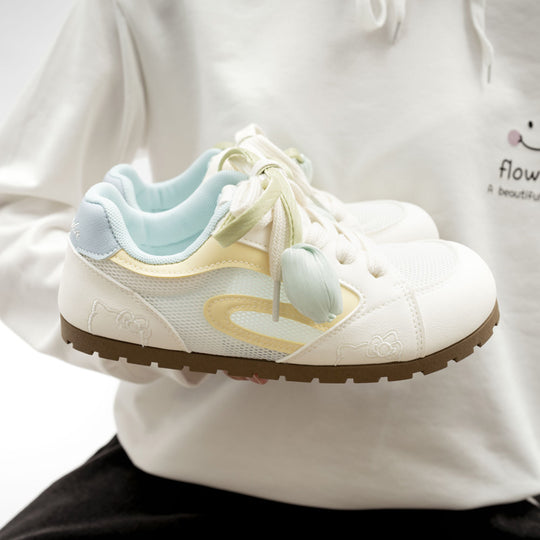 Damen modische Sneaker mit einzigartigem Blumenmotiv und bequemer Dämpfung R&B
