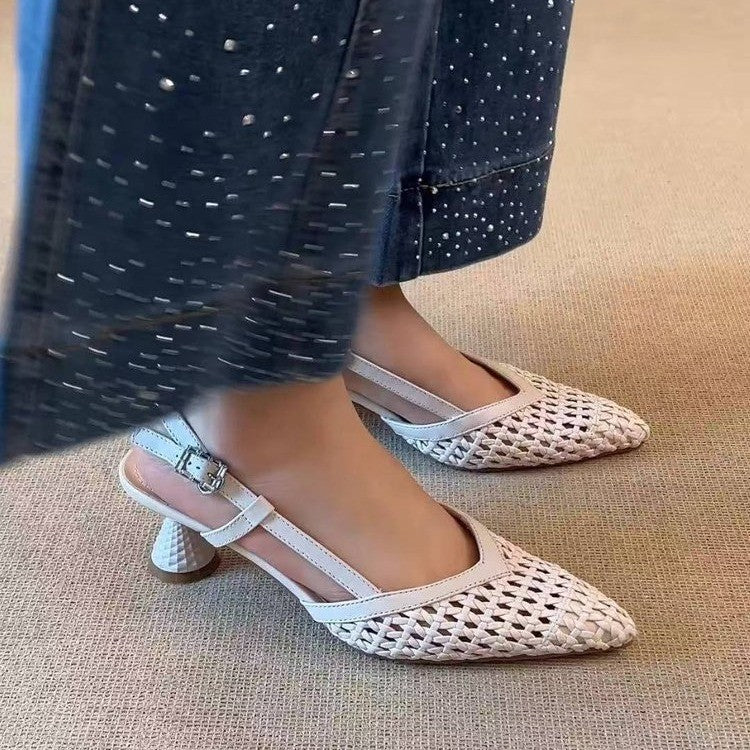 Damen Slingback-Pumps mit geflochtener Oberflächenstruktur und elegantem Absatz