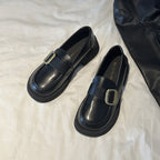Damen Elegante Loafers mit glänzender Oberfläche und dekorativem Schnallenverschluss R&B