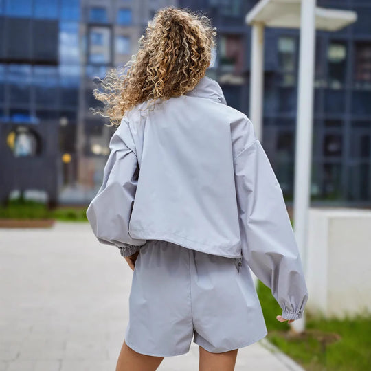 Damen lässiges Sport-Set mit winddichter Jacke und bequemen Shorts R&B