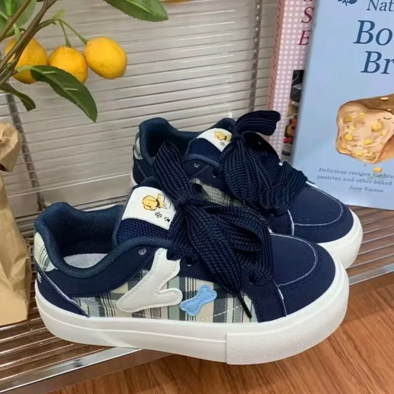 Damen Sneakers mit tierischem Motiv und robustem Design R&B