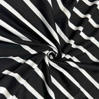 Damen Wickelkleid mit asymmetrischem Streifenmuster und tailliertem Schnitt