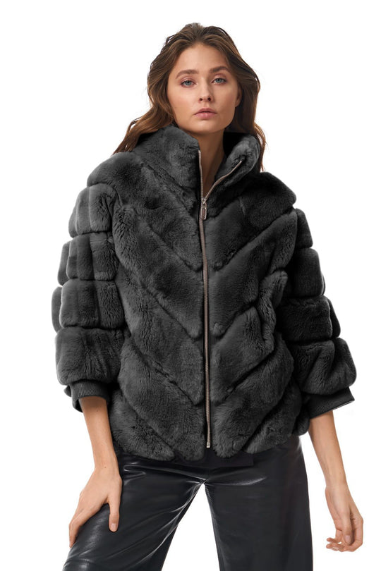 Damen Kuschelige Kunstpelzjacke mit Steppdesign R&B