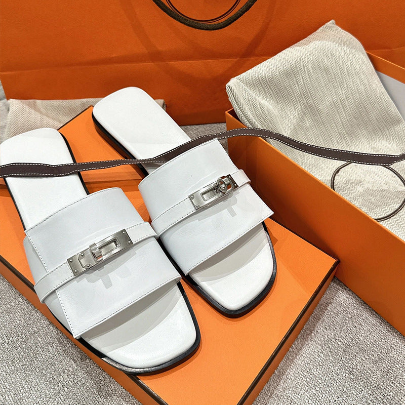 Damen Riemensandalen mit eleganter Schnallenverzierung und bequemer Fußbettgestaltung R&B