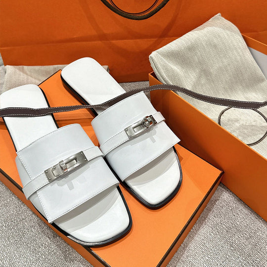 Damen Riemensandalen mit eleganter Schnallenverzierung und bequemer Fußbettgestaltung R&B
