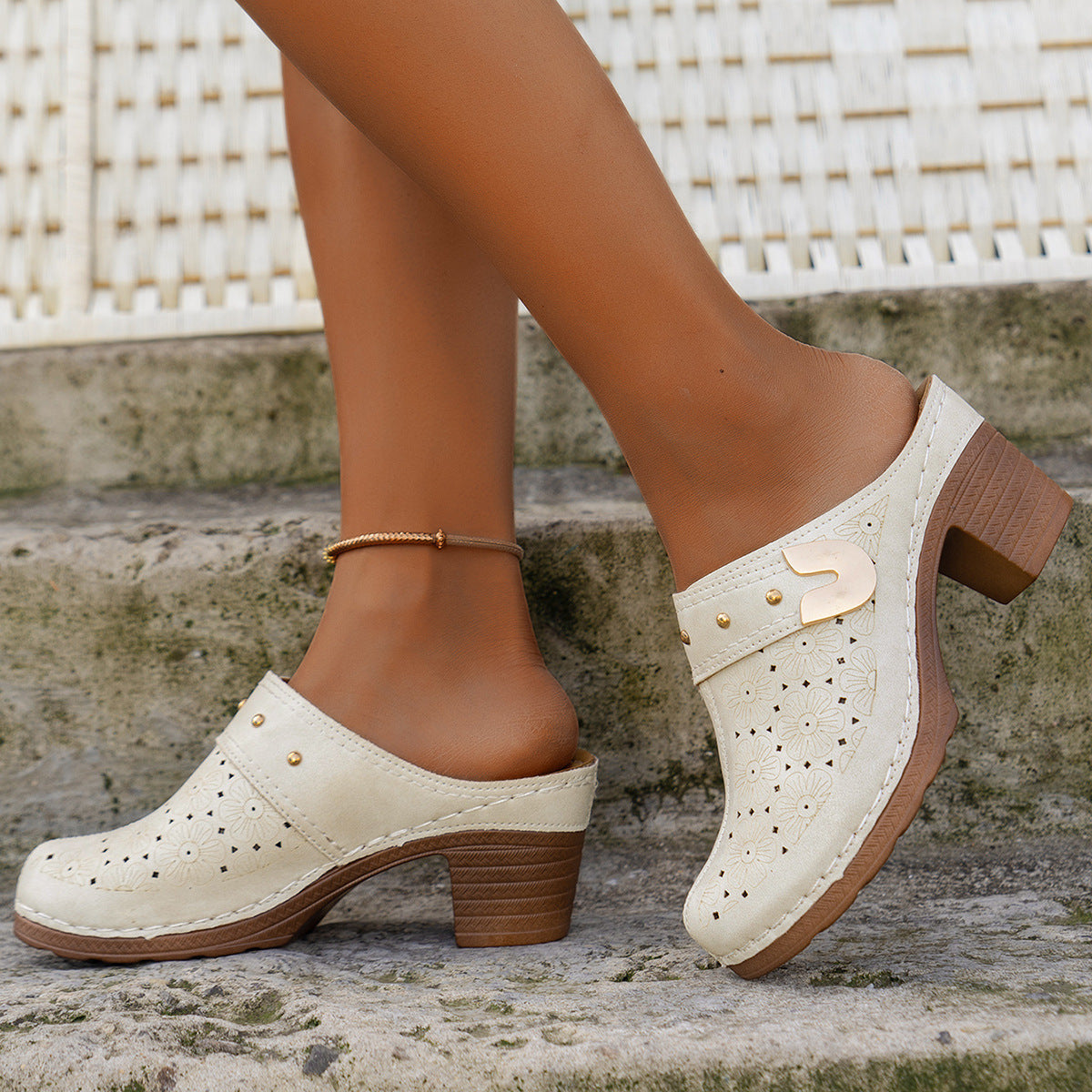 Damen Clogs mit atmungsaktivem Design und eleganten Perforationen R&B