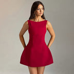 Damen Minikleid mit figurbetontem Schnitt und schwingendem Rock R&B