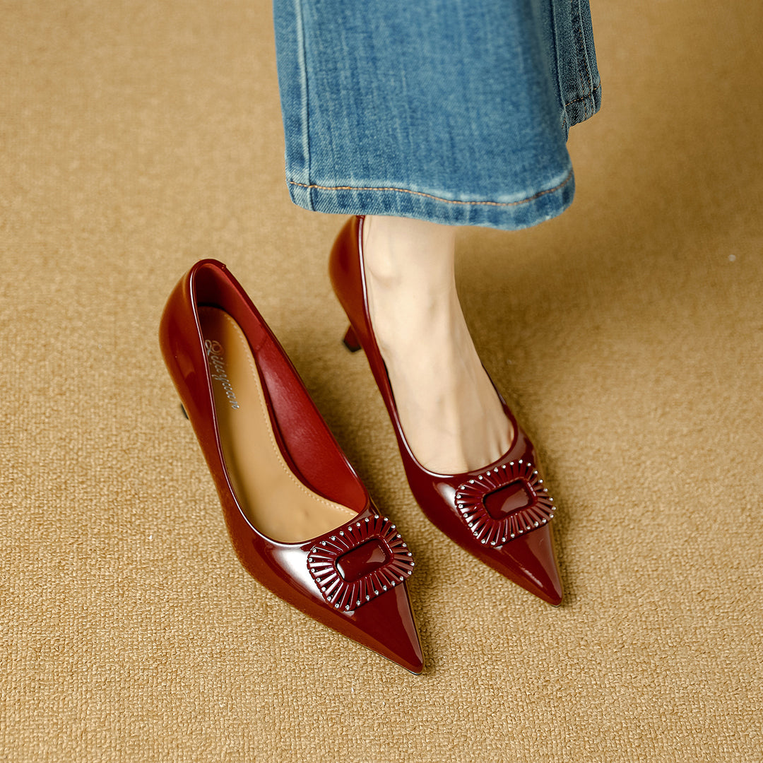 Damen elegante Lackpumps mit auffälliger Schmuckapplikation R&B