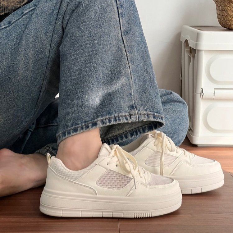 Damen Sneaker mit komfortabler Dämpfung und atmungsaktiver Mesh-Struktur