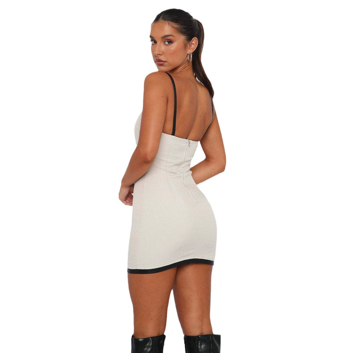 Damen figurbetontes Minikleid mit schmalen Trägern und eleganter Raffungsoptik R&B