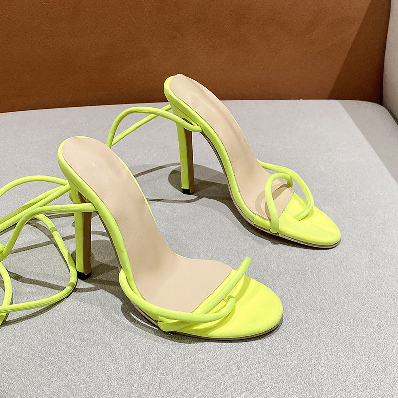 Damen Plateau High Heels mit eleganten Riemchen und komfortablem Fußbett R&B