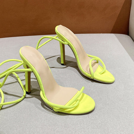 Damen Plateau High Heels mit eleganten Riemchen und komfortablem Fußbett R&B