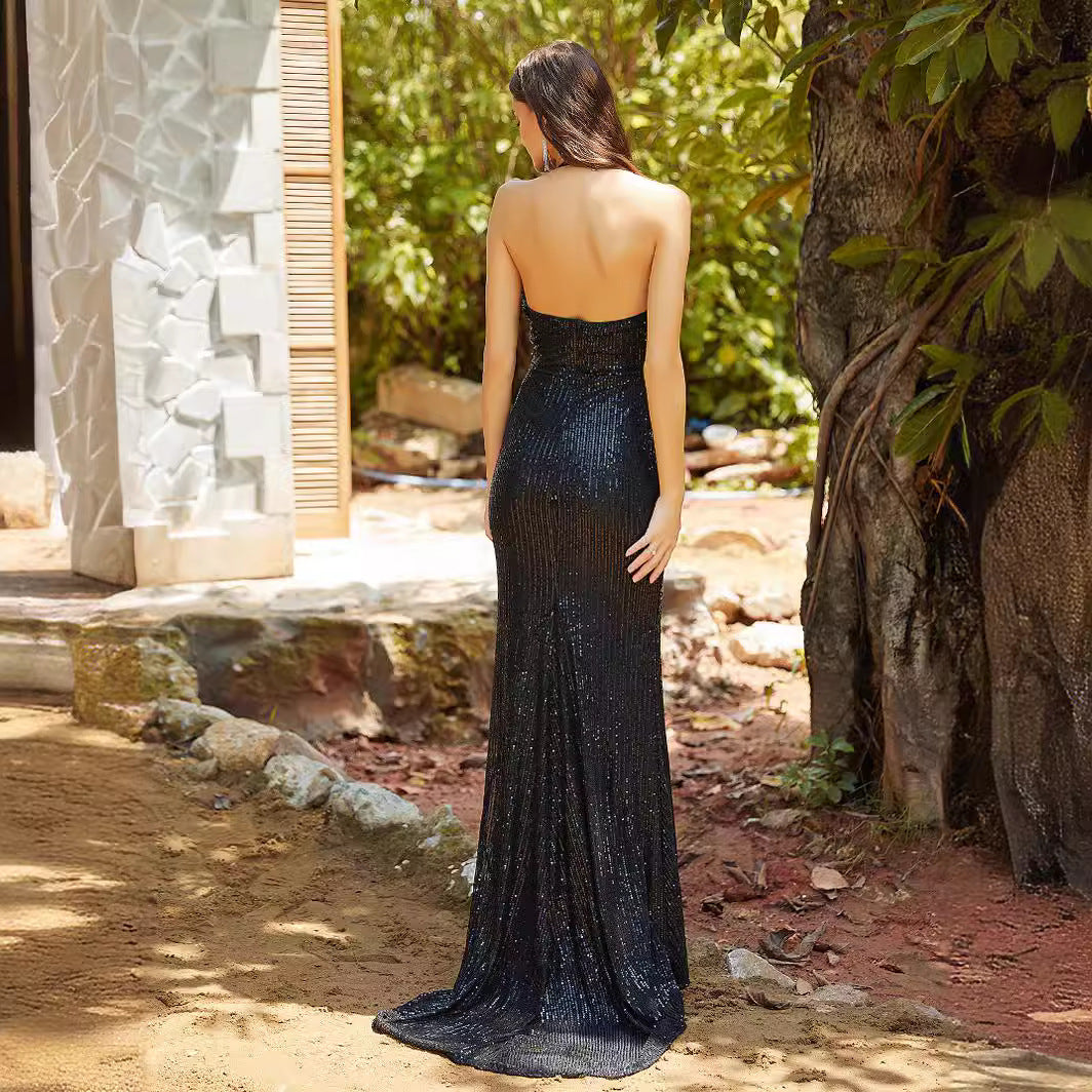 Damen Abendkleid mit funkelnden Pailletten und tiefer Halterneck-Optik R&B