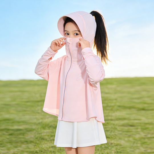 Unisex Nan Kids hoch UPF bewertete Kapuzen-Sonnen-Schutzjacke mit Reißverschluss-Gesichtsschutz und Pferdeschwanzöffnung R&B