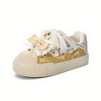 Damen Verspielte Sneakers mit Rüschendetail undem freundlichen Tiermotiven