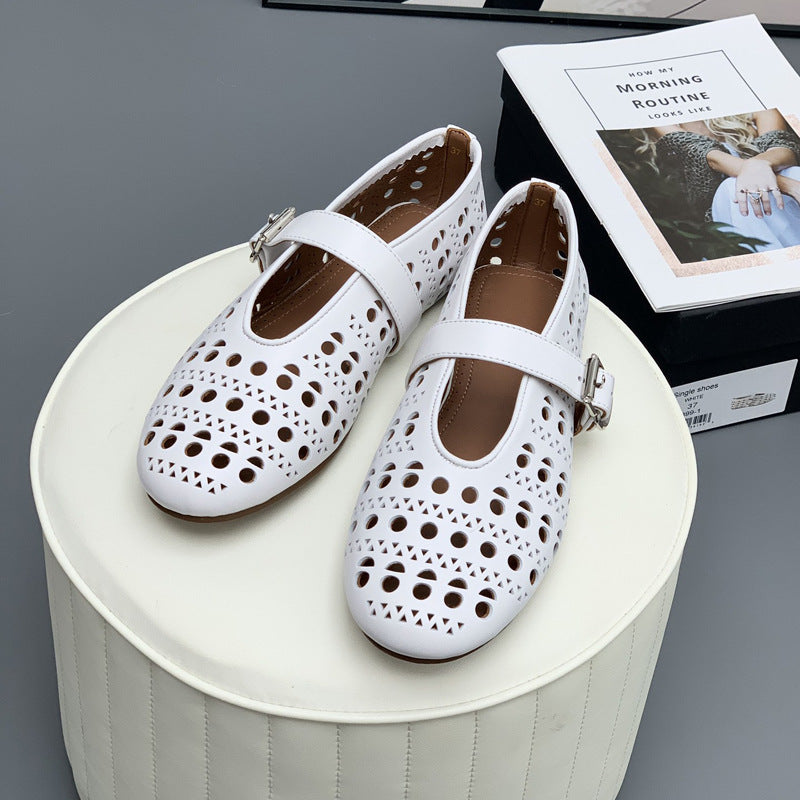 Damen Modische Slipper mit dekorativem Lochmuster R&B
