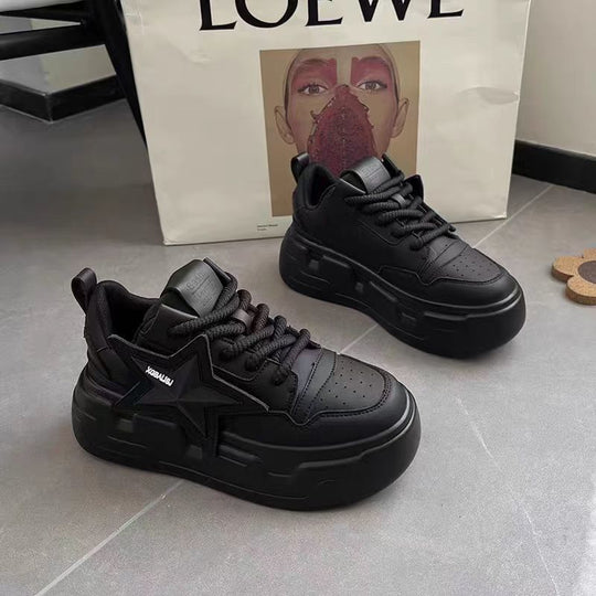 Damen Sportliche Sneakers mit strukturiertem Obermaterial und dämpfender Sohle R&B