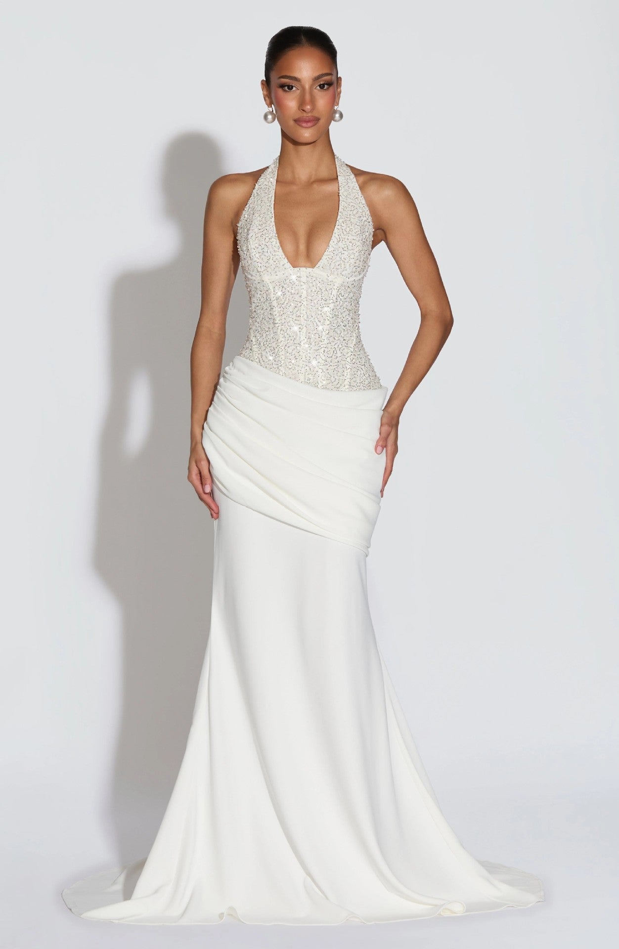Damen Glamouröses Abendkleid mit tiefem V-Ausschnitt und dekorativen Pailletten