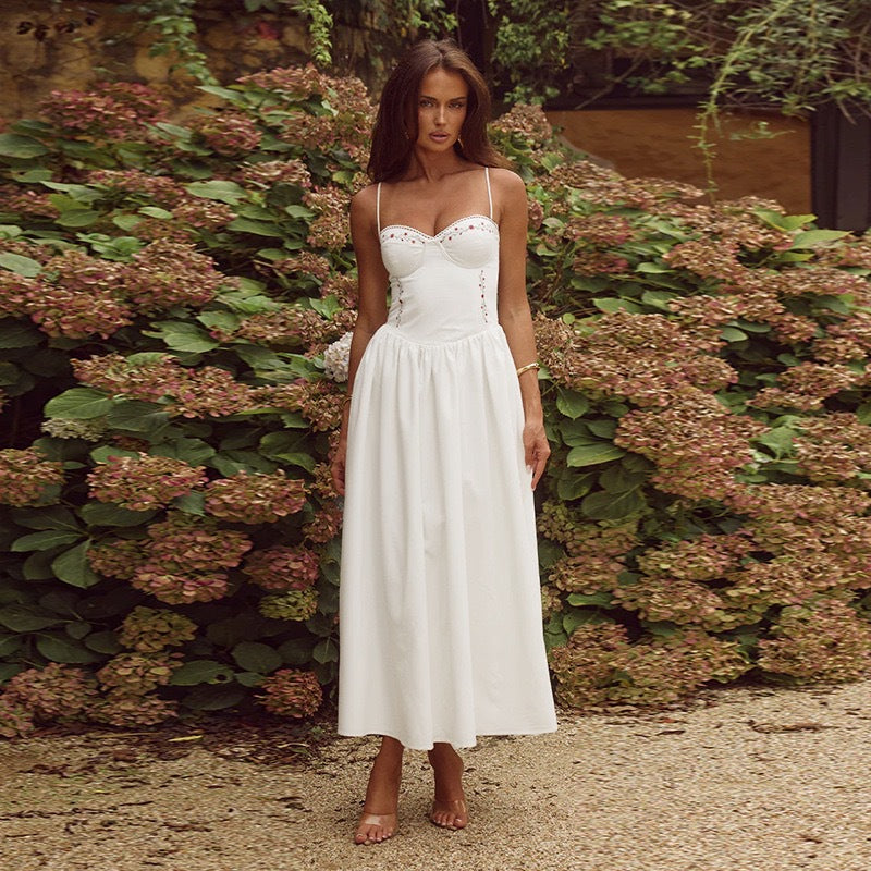 Damen Midikleid mit dekolletiertem Oberteil und dekorativen Knöpfen R&B