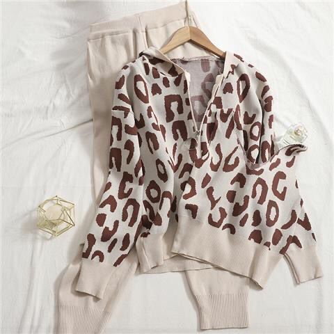 Damen gemütliches Strick-Loungewear-Set mit Leopardenmuster R&B