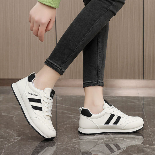 Damen Sportliche Sneakers mit atmungsaktiver Obermaterialstruktur und rutschfester Sohle R&B
