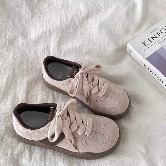 Damen Sneakers mit weichem Veloursleder und modischem Design R&B