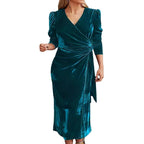 Damen Wickelkleid aus luxuriösem Samt mit strukturierten Puffärmeln und tiefem V-Ausschnitt R&B