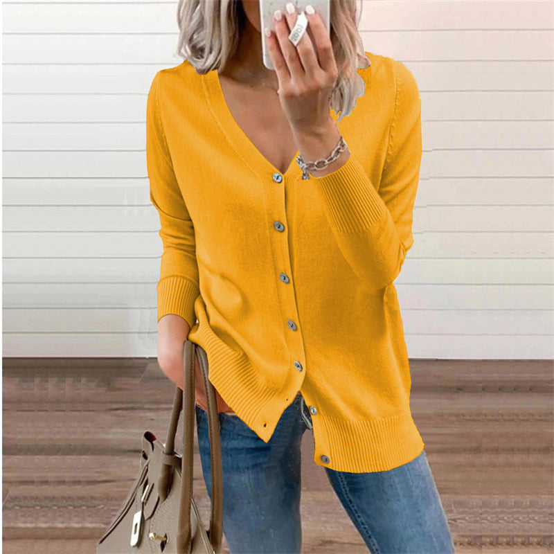 Damen Strickjacke mit Modernen Knopfdetails und Tiefem V-Ausschnitt R&B