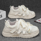 Damen Sportliche Sneakers mit atmungsaktivem Mesh-Obermaterial und robustem Sohlenprofil