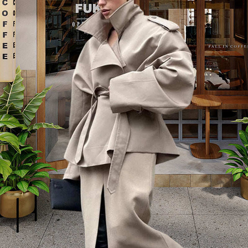 Damen Oversized Trenchcoat mit hochgeschlossenem Kragen und weiten Ärmeln R&B