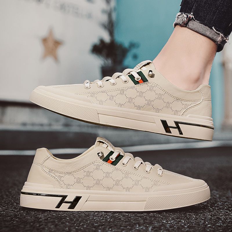 Damen Sneakers mit eleganter Logoprägung und dämpfender Laufsohle