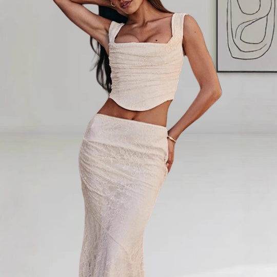 Damen Elegantes Figurbetontes Abendkleid mit Raffiniertem Drapé und Halsschmuck R&B