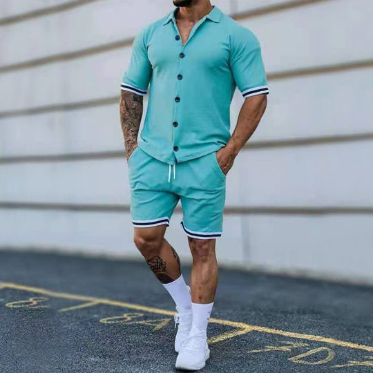 Herren Freizeit-Set mit modernem Kurzarm-Hemd und Short Heidi-Mode