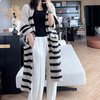 Damen lässige Strickjacke mit breitem Streifenmuster und praktischen Taschen R&B