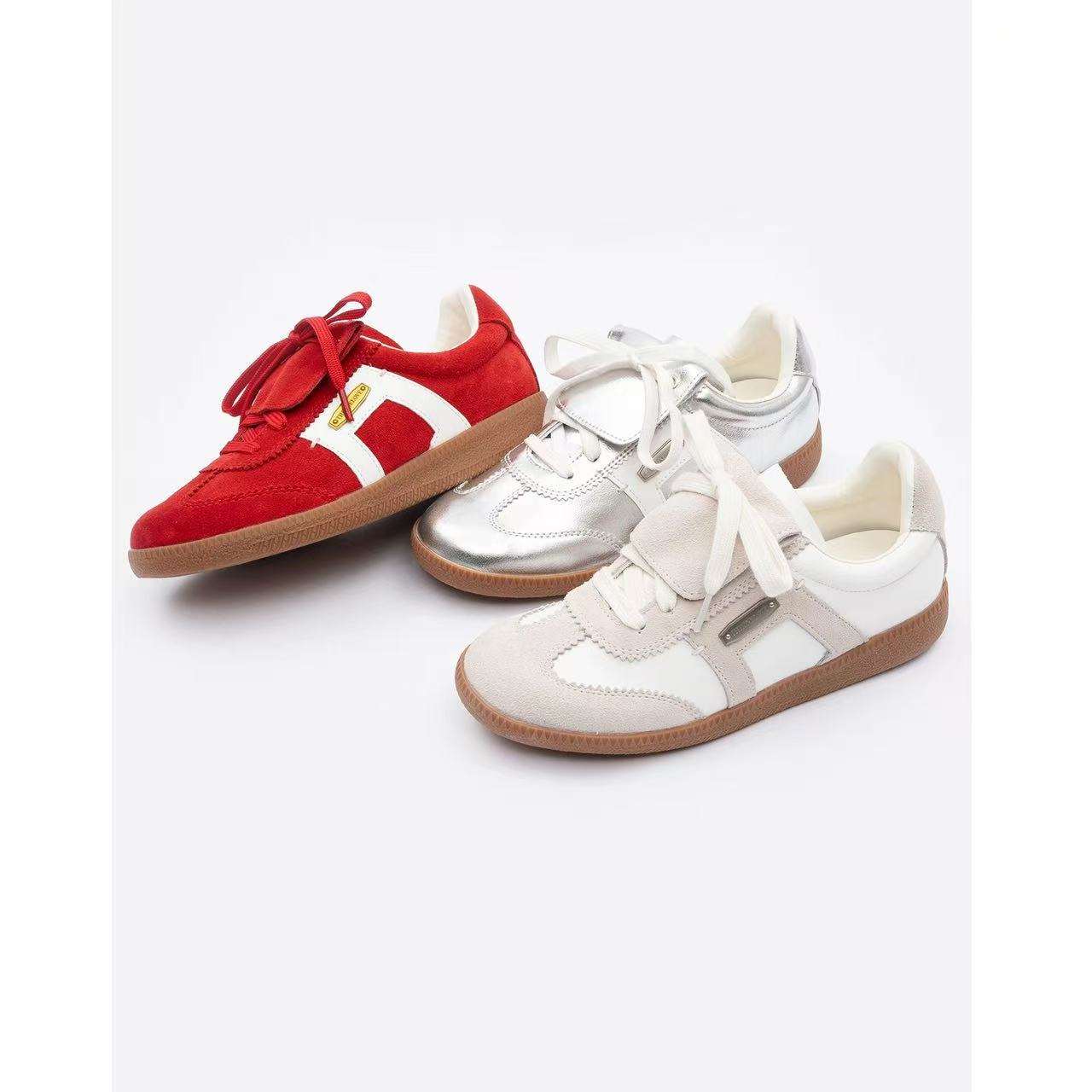 Damen Sportliche Sneaker mit Leder- und Wildlederkombination R&B