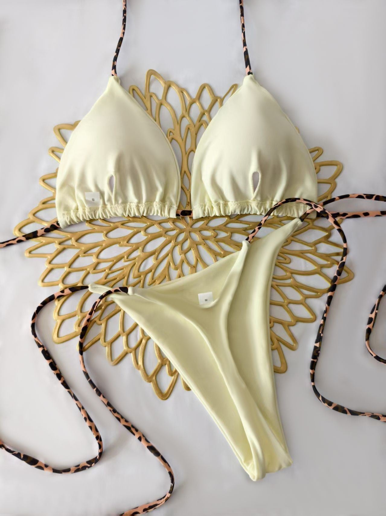 Damen Triangel-Bikini-Set mit verstellbaren Trägern und modischem Leoprint R&B