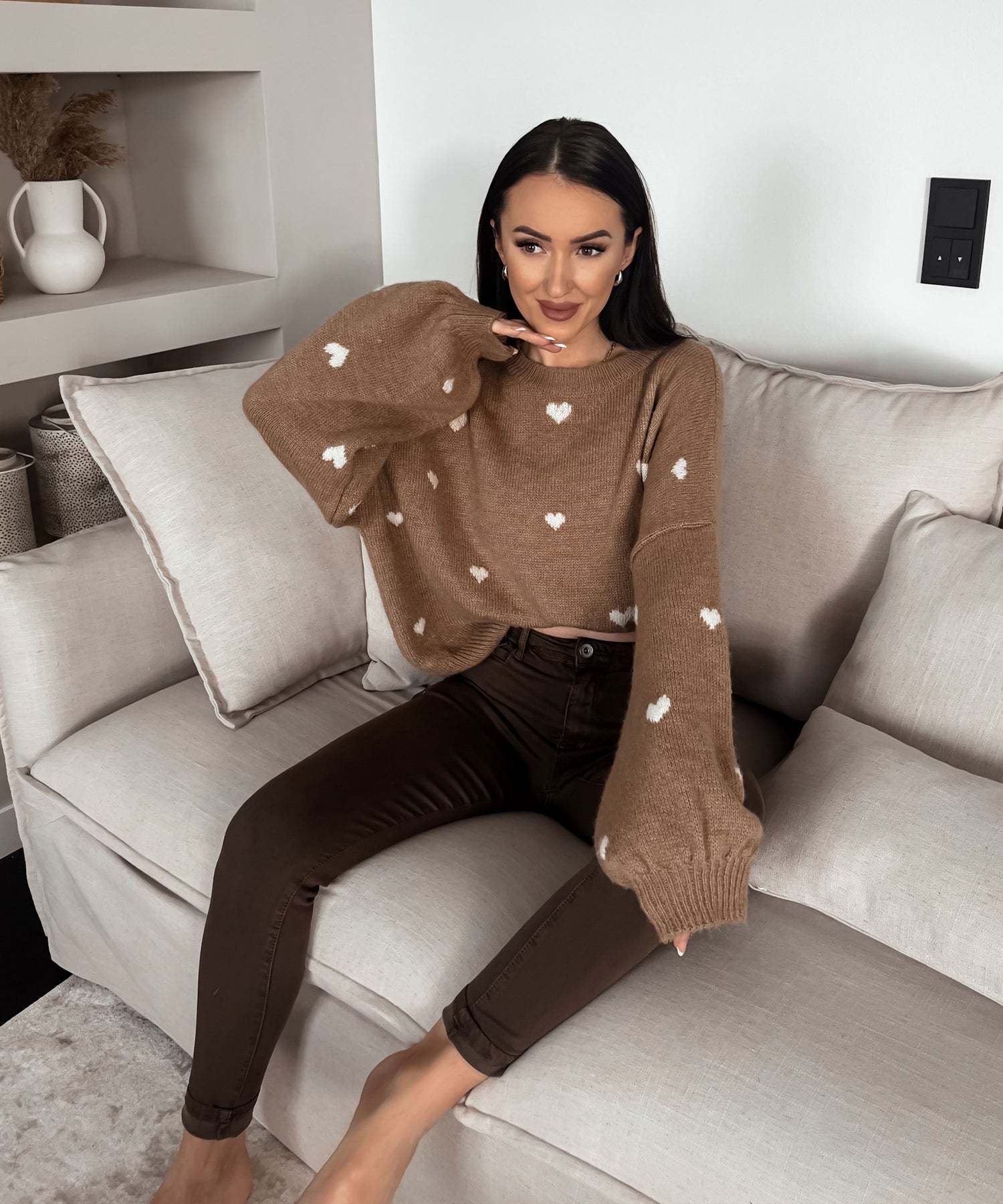 Damen lässiger Strickpullover mit herzförmigen Mustern und angeschnittenen Ärmeln R&B