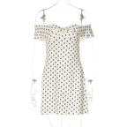 Damen Verspieltes Polka-Dot Cocktailkleid mit Schulterfreiem Design und Rüschendetails R&B