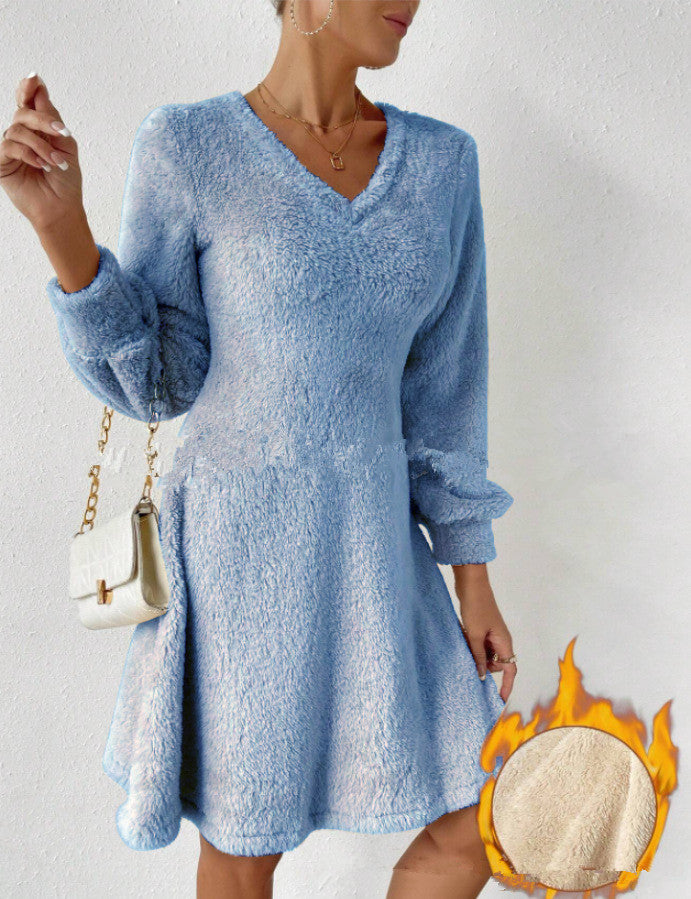 Damen fließendes V-Ausschnitt Kleid mit langen Ärmeln und weichem Fleece R&B