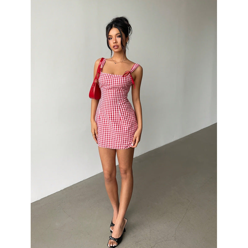 Damen Minikleid mit schickem V-Ausschnitt und dekorativem Rückenausschnitt R&B