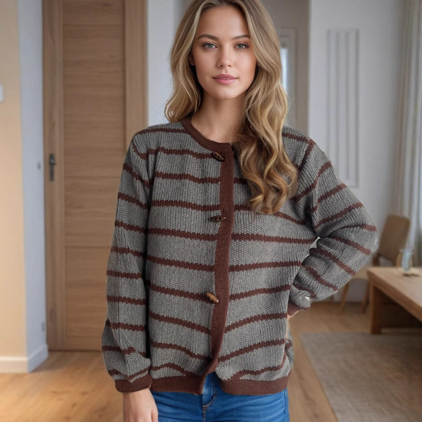 Damen gestreifte Strickjacke mit hochwertigen Holzknöpfen und rundem Ausschnitt R&B